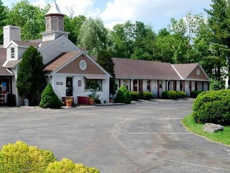 Lenox Inn Exteriér fotografie